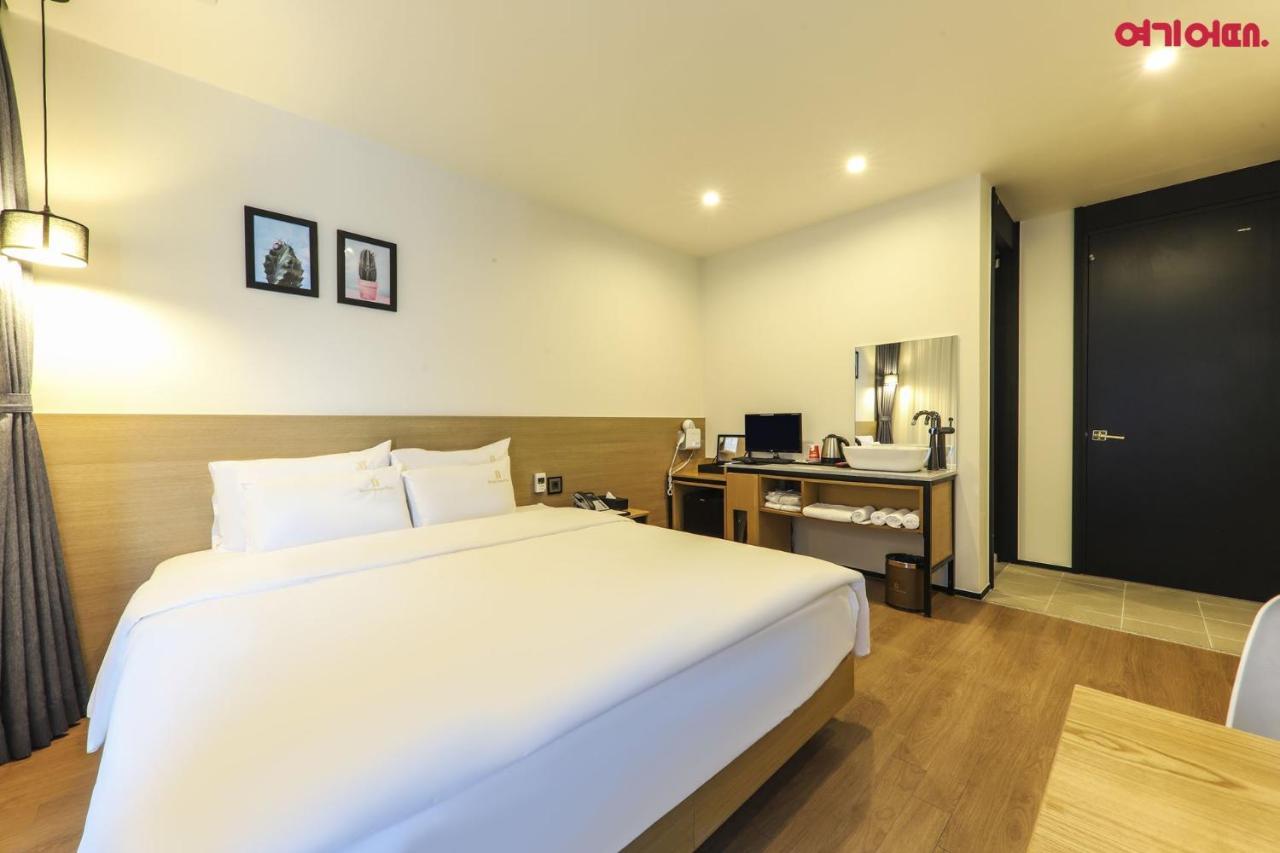 Gwanganri Hotel Oceanview Busan Esterno foto